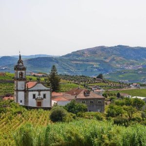 Las perlas del norte de Portugal, Conducción por cuenta propia