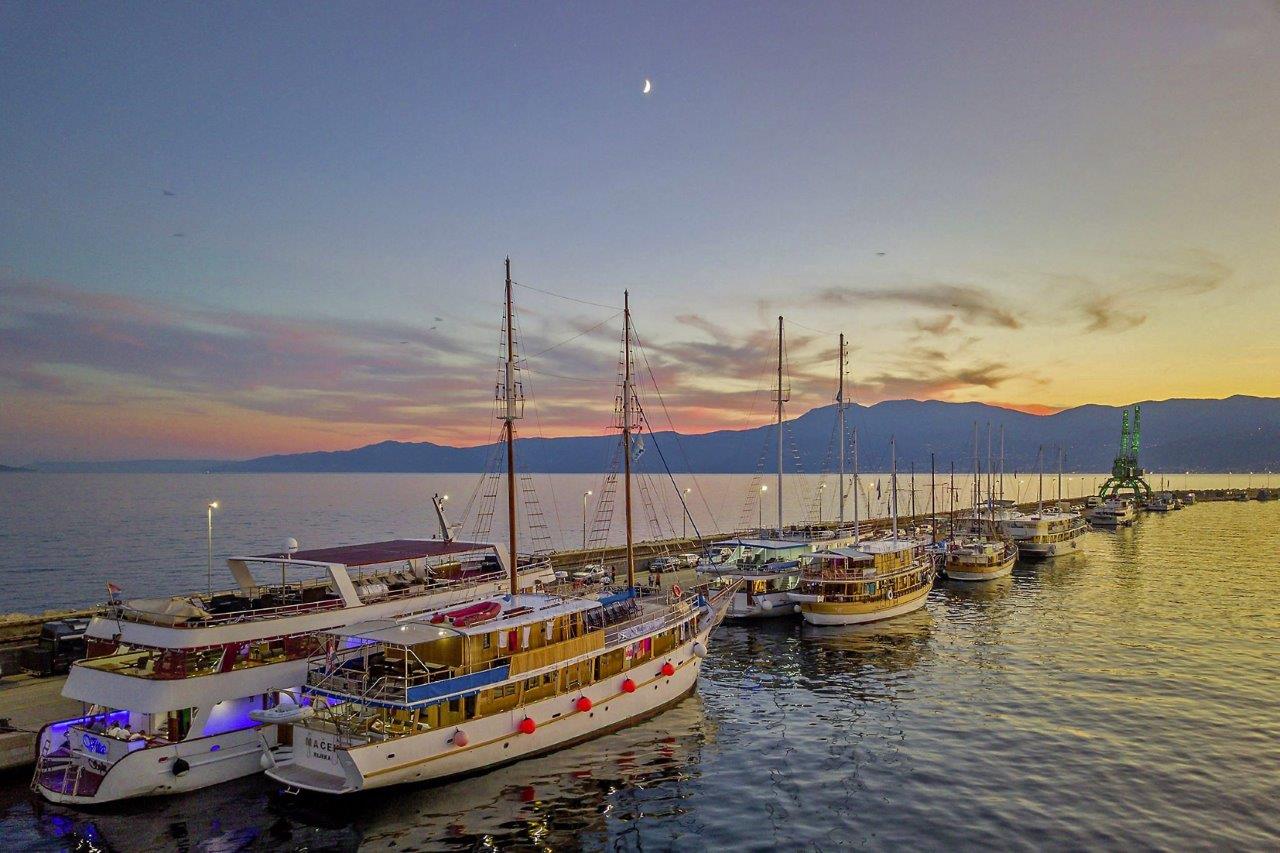 Crucero por lo mas destacados dede Kvarner hacia el norte de Dalmacia (Categoría de Barco Standard) - Imagen 7