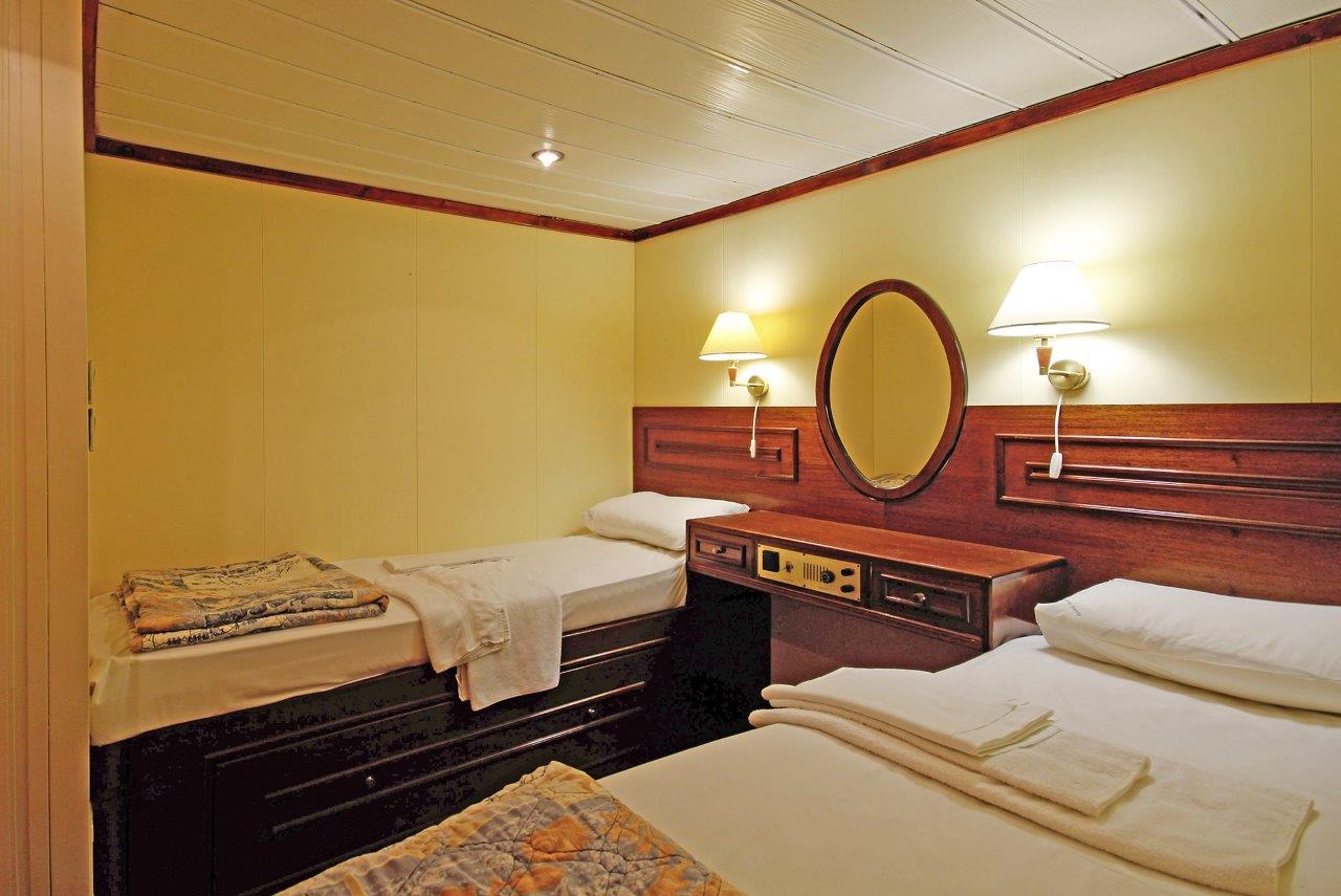 Crucero por lo más destacado de Dalmacia en Zadar y la región de Split (Categoría de Barco Estándar) - Imagen 12