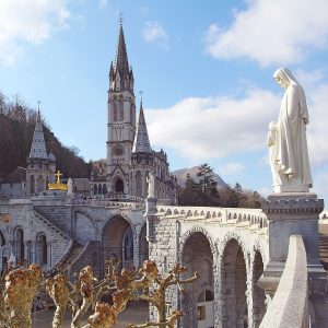Maravillas de los Alpes, Lyon, Paris, Lourdes, Madrid y Lisboa